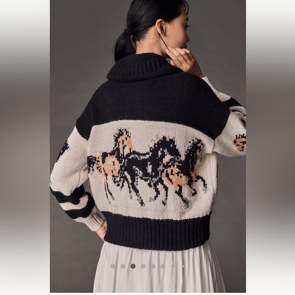 Anthropologie Sweaters - Anthropologie Black and Cream Horse Motif Chunky Cardigan